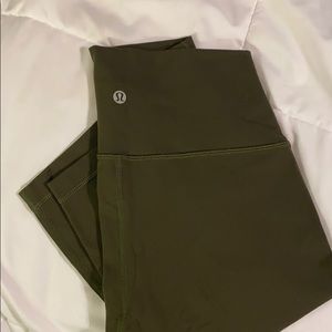 Lulu lemon athletic leggings